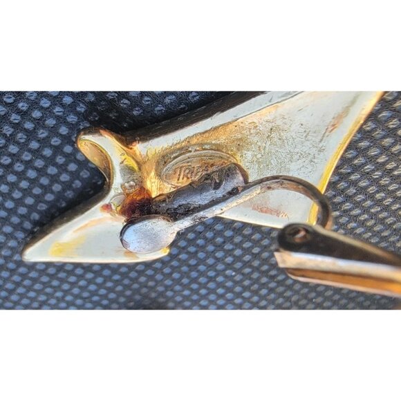 Vintage Trifari White Enamel Triangle MCM Gold Tone Collar Choker Necklace Set - Picture 9 of 11